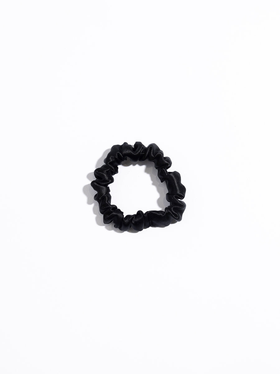 新品未開封★RIIZE SCRUNCHIE　ウンソク　ミニドール　シュシュセット AZONE INTERNATIONAL::えっくす☆きゅーと::商品詳細