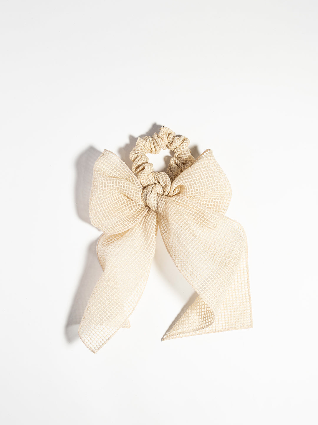 mesh ribbon chouchou in Ecru – TRESSE公式サイト
