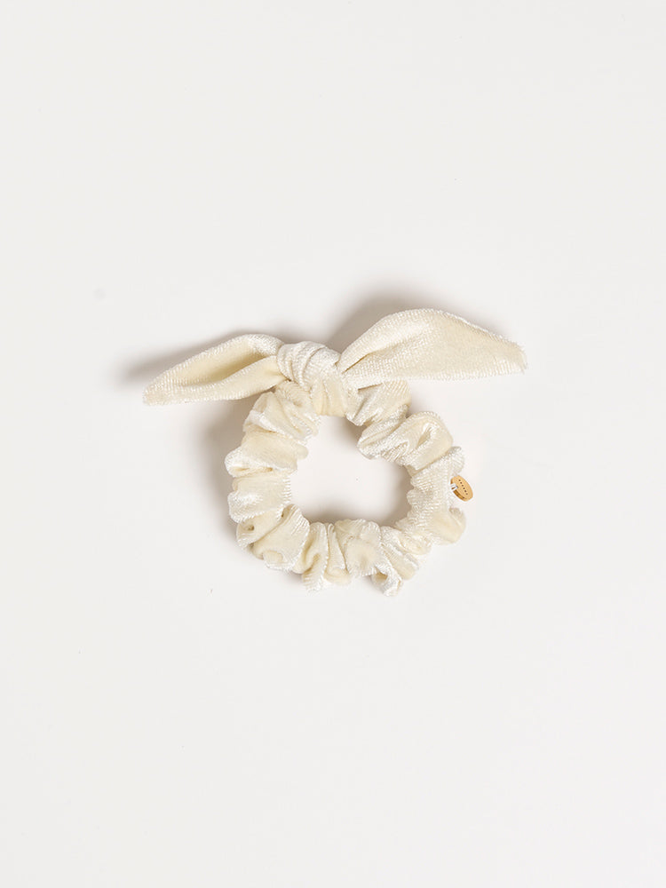 【SARARTH + TRESSE】GOLD Vegan pearl bracelet & MIA ruban chouchou in White