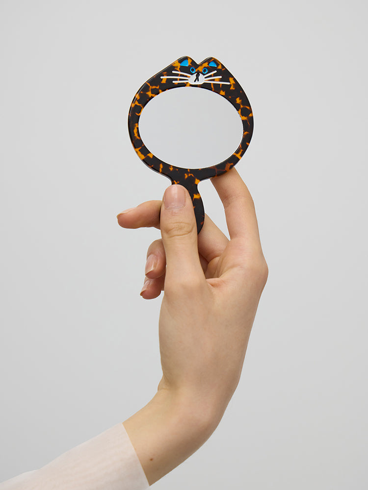 Cat mirror keycharm in TORA